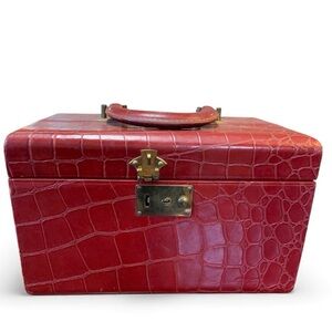 Red Crocodile Embossed Box with Handle faux leather 1950’s train travel bag